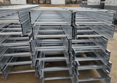 高质量的常利用热镀锌钢板或铝合金材料